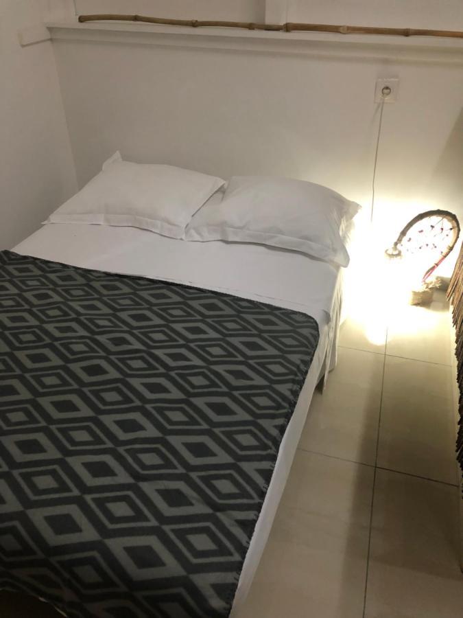 Bungalow: La Favela Chic/The Chic Favela - ทรัวส์-รีวิแยร์ ภายนอก รูปภาพ